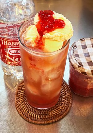 ウバでラズベリー・クリーム・ティーソーダ-レシピのメイン写真