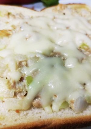 ツナマヨチーズトースト-レシピのメイン写真