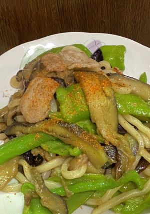 茄子と万願寺唐辛子の焼きうどん-レシピのメイン写真