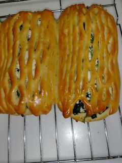ほうれん草とチーズのパン-レシピのメイン写真