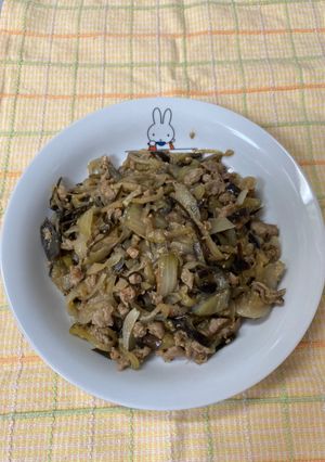 茄子と豚肉の味噌炒めチンジャオロース風-レシピのメイン写真