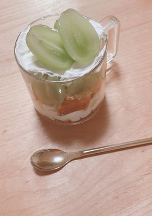 簡単！シャインマスカットミニパフェ-レシピのメイン写真