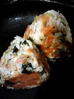 ほうれん草おかかチーズの焼おにぎり-レシピのメイン写真