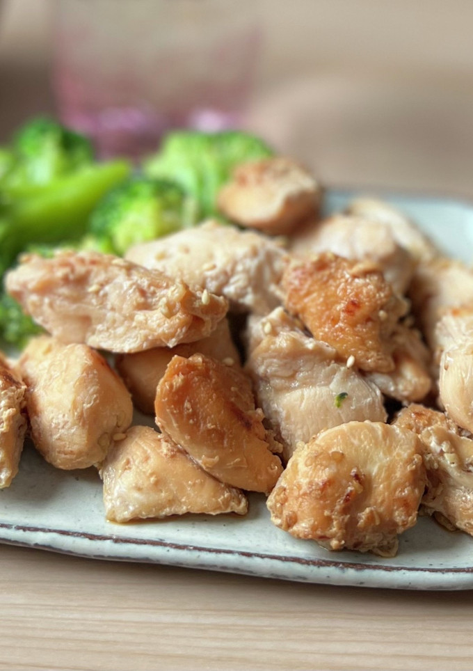 油不使用♪胸肉の焼肉タレ炒め-レシピのメイン写真