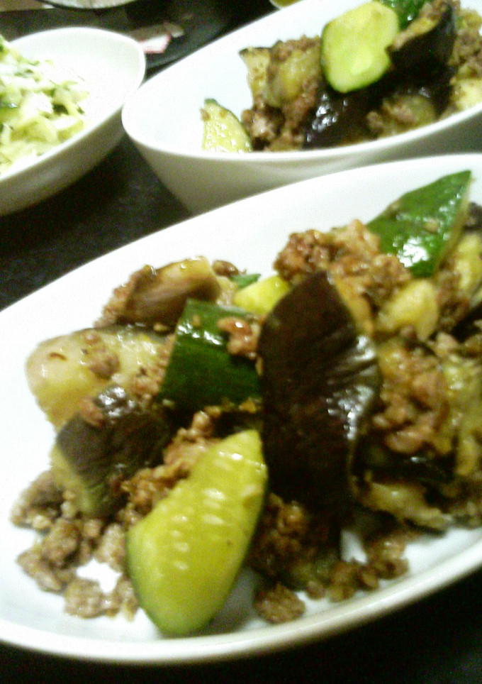 茄子と胡瓜のひき肉炒め-レシピのメイン写真