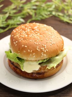 再現!マクドナルドてりやきバーガー-レシピのメイン写真