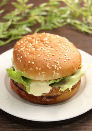 再現！マクドナルドてりやきバーガー-レシピのメイン写真