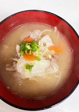 冷蔵庫の整理！残り野菜で豚汁(^^♪-レシピのメイン写真