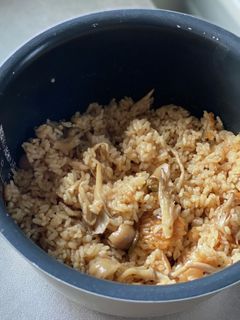 旨味をギュッ!きのこの炊き込みご飯-レシピのメイン写真