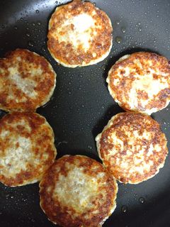 マルシンハンバーグで朝ごはん-レシピのメイン写真