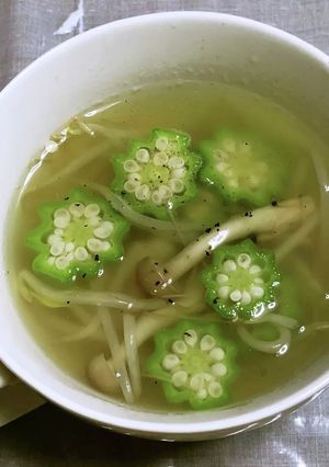 オクラともやしのスープ-レシピのメイン写真