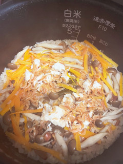 なにもない日の炊き込みご飯-レシピのメイン写真