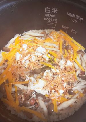 なにもない日の炊き込みご飯-レシピのメイン写真