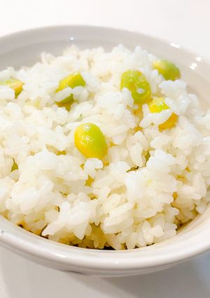 さやごと炊いちゃう！「枝豆ごはん」-レシピのメイン写真