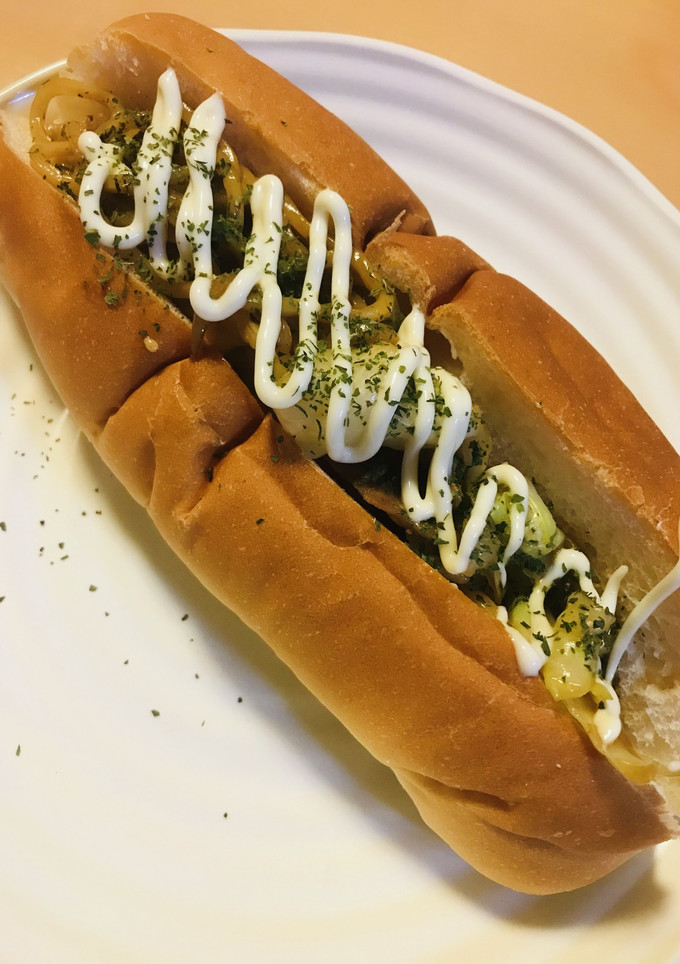 三種ソースの焼きそばパン-レシピのメイン写真