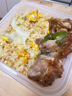 レタスチャーハン☆ピーマンの豚肉巻き弁当-レシピのメイン写真