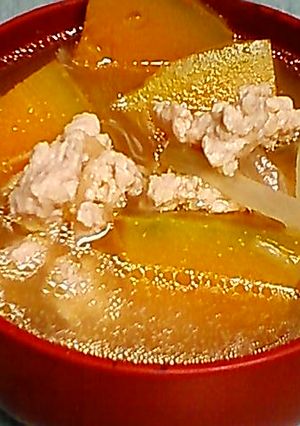 カボチャ・玉ねぎと鶏ひき肉の味噌汁-レシピのメイン写真