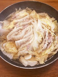 ミルフィーユ鍋 背徳鍋】今年トレンドのこってり×こってり鍋！イベリコ豚と