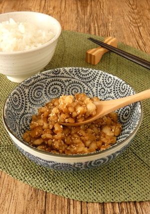 材料4つ★はんぺんの蒲焼きタレ炒め-レシピのメイン写真