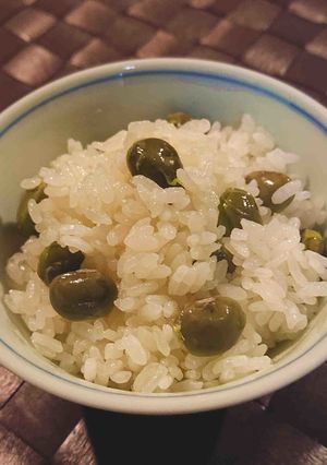 【野菜ソムリエ】サヤごと！紫ずきんごはん-レシピのメイン写真