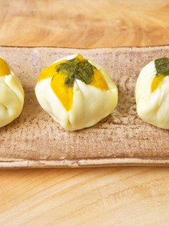 蒸しかぼちゃとチーズの茶巾絞り-レシピのメイン写真