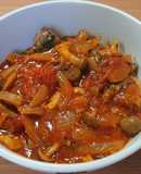 サバと玉ねぎとしめじのトマト煮カレー風味