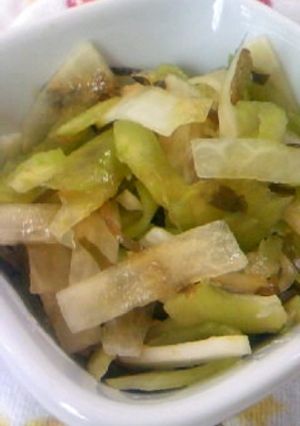止まらないっ！セロリと大根の梅昆布和え-レシピのメイン写真