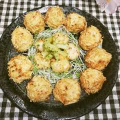 รูปของ パリパリ衣のゴーヤ入りえび団子・とり団子