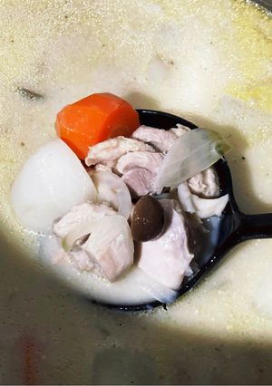 鶏肉とかぶのクリームシチュー-レシピのメイン写真