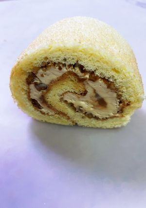 キャラメルとクルミのロールケーキ-レシピのメイン写真