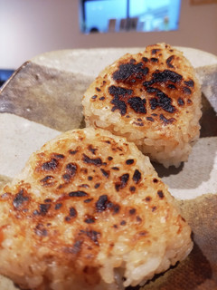 ホットサンドメーカーで焼おにぎり*^^*-レシピのメイン写真