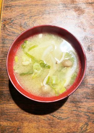刻み根生姜入り根菜ときのこ合わせ味噌汁-レシピのメイン写真