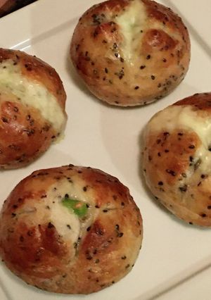 ♡枝豆チーズ黒胡麻パン♡-レシピのメイン写真