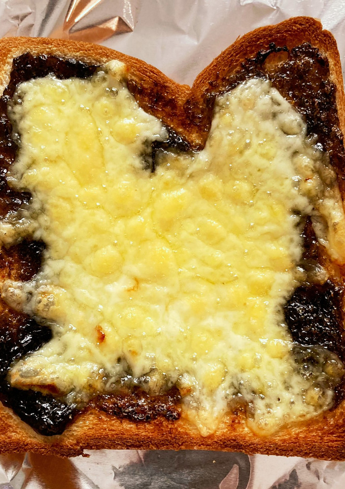 海苔の佃煮とチーズの甘じょっぱトースト-レシピのメイン写真