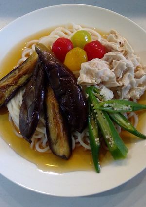 いつでも作れる野菜たっぷりサラダうどん-レシピのメイン写真