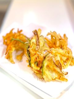特別でない!玉ねぎ人参ピーマンのかき揚げ-レシピのメイン写真