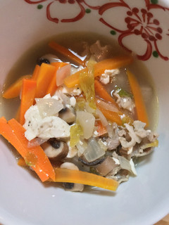 豚肉とセロリのスープ-レシピのメイン写真