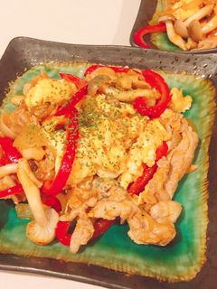 チリソースを使って豚肉野菜甘辛炒め-レシピのメイン写真