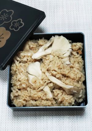 秋に食べたい舞茸の炊き込みご飯-レシピのメイン写真