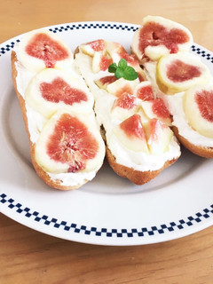 甘さ控えめいちじくトースト-レシピのメイン写真