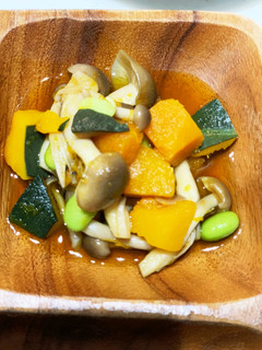 冷凍かぼちゃ&むき枝豆とキノコの煮物-レシピのメイン写真