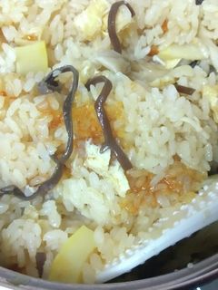 おこげも美味しい☆鍋で炊き込みご飯-レシピのメイン写真