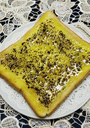 オリーブオイル　蜂蜜　ゆかりトースト-レシピのメイン写真
