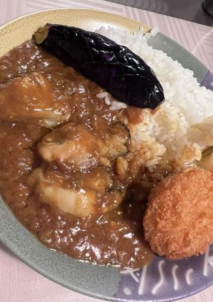 牡蠣カレー(ナスとクリームコロッケ添え)-レシピのメイン写真