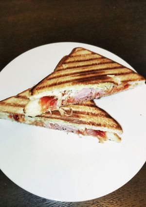 母直伝のピザ風ホットサンド-レシピのメイン写真