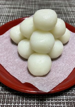 子供用のお団子(お汁粉、お雑煮、お団子)-レシピのメイン写真