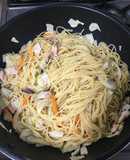 オリーブ油と醤油の和風なまり節パスタ❗️