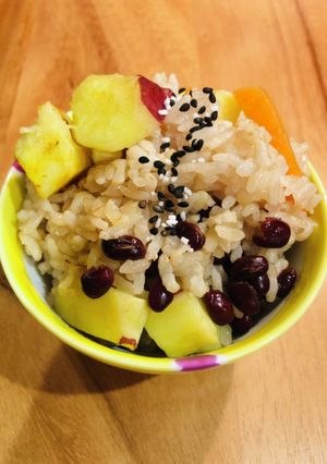 お芋と小豆の炊き込みご飯　簡単ヘルシー♡-レシピのメイン写真