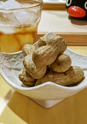 ミニ土鍋で　茹で落花生-レシピのメイン写真