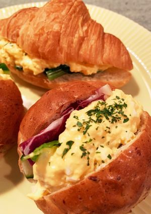 休日の卵サンドイッチ-レシピのメイン写真